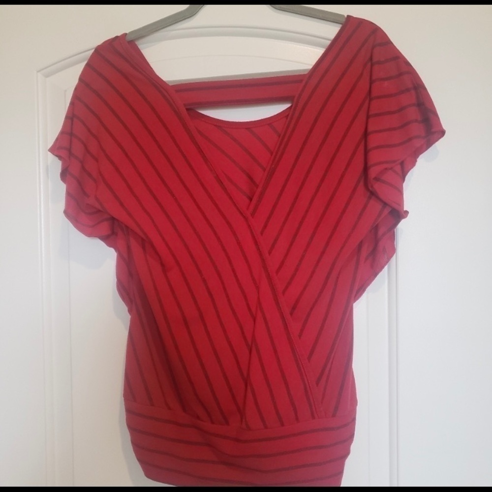 Studio Y Red Striped Top, Size Small